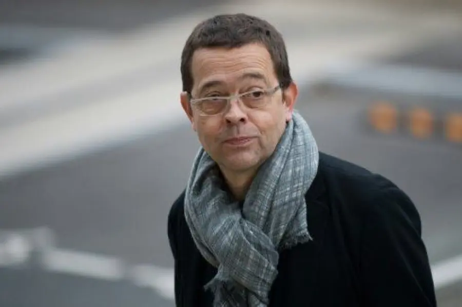 Francia, Medico Bonnemaison Condannato: Eutanasia a Malati Terminali