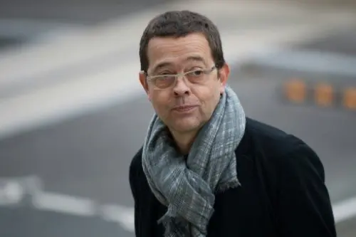 Francia, Medico Bonnemaison Condannato: Eutanasia a Malati Terminali