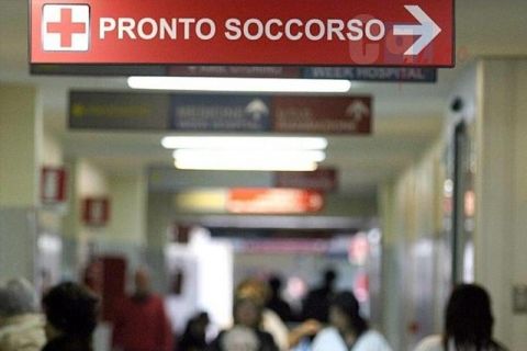 Pisa, Infermiere Ricoverato per Faringo-Tonsillite: niente Meningite