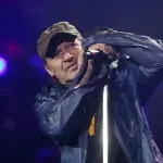 Vasco Rossi Ricoverato: Bufala di una Fan, Staff Artista Promette Querela