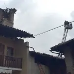 Torino, Fulmine Colpisce Campanile: Frammento Cade su Casa