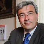 Treviglio, Insegnò Senza Laurea: Sindaco si Dimette