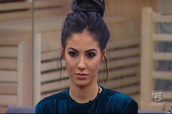 Giulia De Lellis scatenata a Porto Cervo, l'appello di Andrea Damante