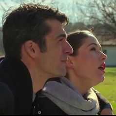 "Poli Opposti", Luca Argentero Terapista di Coppia in Commedia all'Italiana