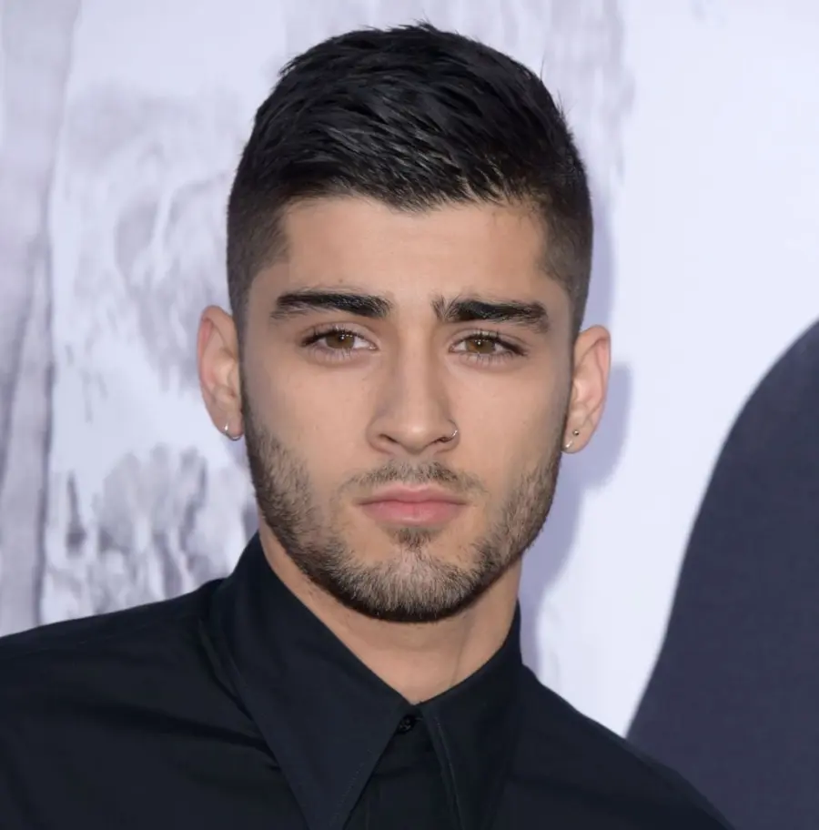 One Direction, Zayn Malik Innamorato? Foto con Biondina su Instagram