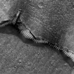 MARTE, ACQUA C'E': SCORRE IN MISTERIOSI RIVOLI