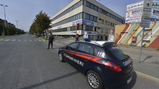 RIVOLI, RAPINA IN VILLA: BOTTINO DA 60.000 EURO. CONTROLLI A TAPPETO