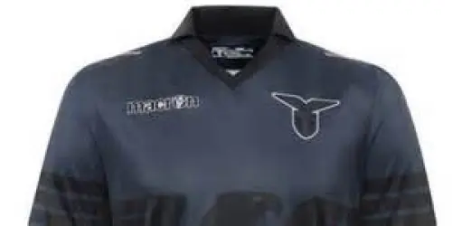 Lazio: 'camicia nera' in trasferta, sarcasmo Le Monde. Paolo Di Canio vorrebbe indossarla