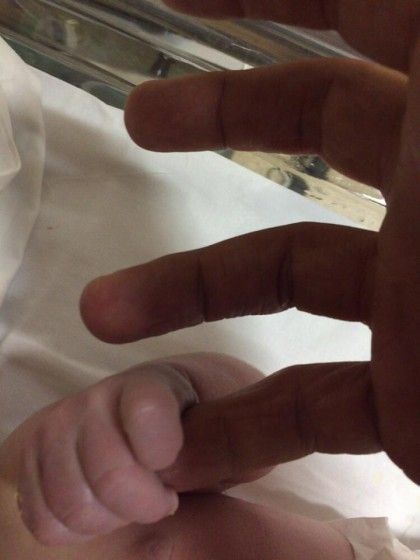 Costantino Vitagliano diventa papà: è nata la piccola Ayla