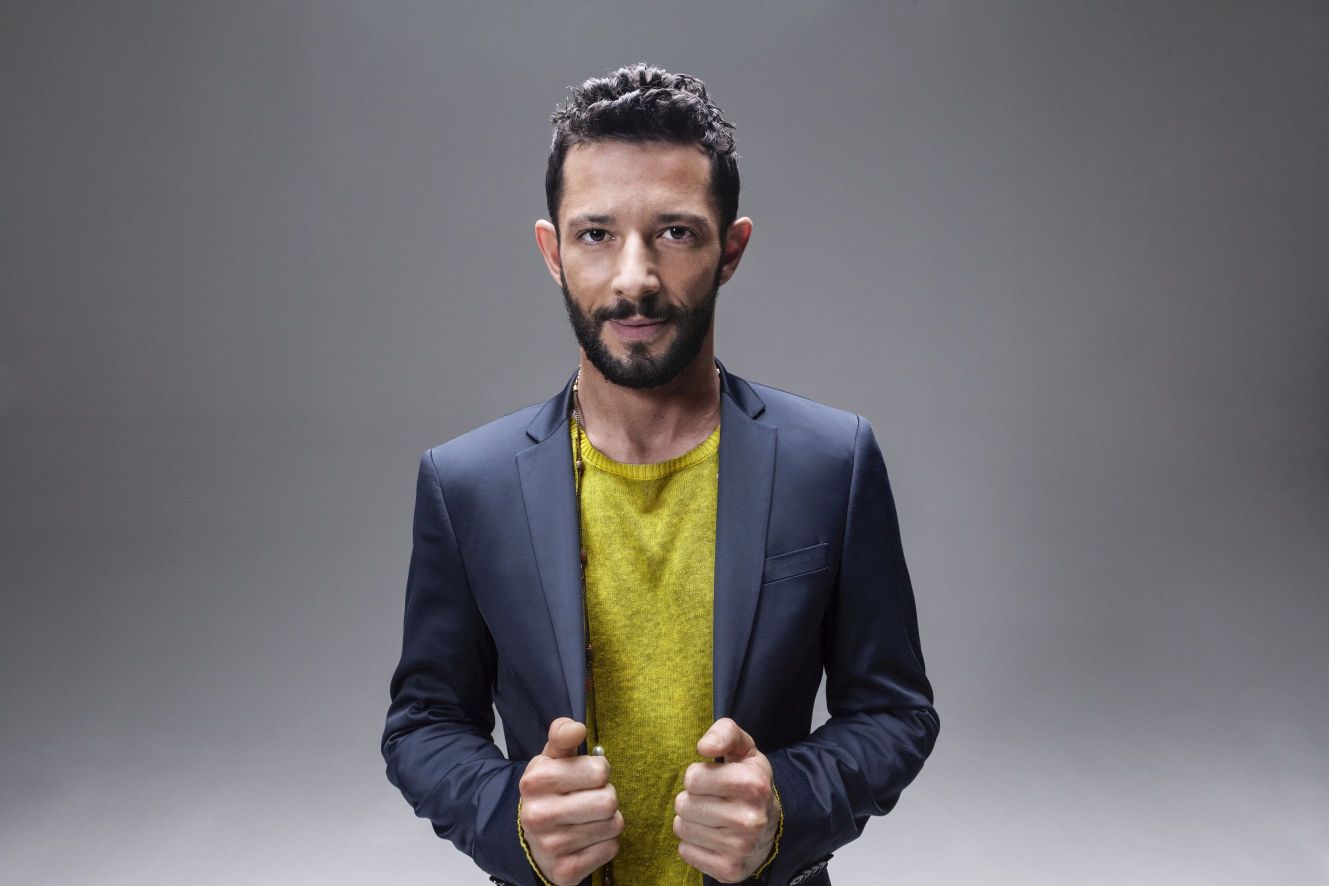 Nesli scrive libro ispirato alla sua vita: 