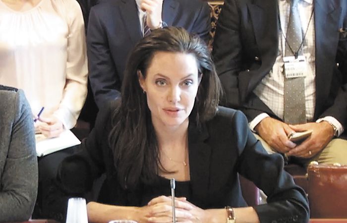 Angelina Jolie contro la violenza sessuale