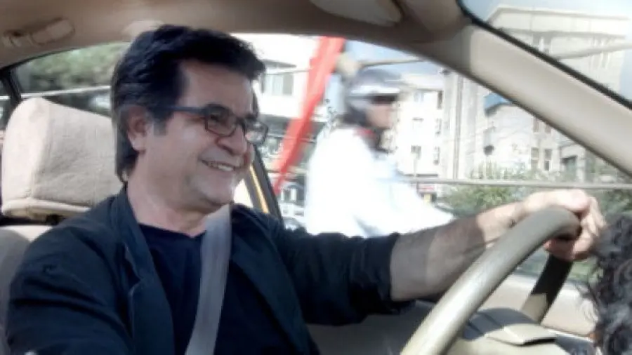"Taxi Teheran": Jafar Panahi non si piega a regime islamico integralista, film al cinema