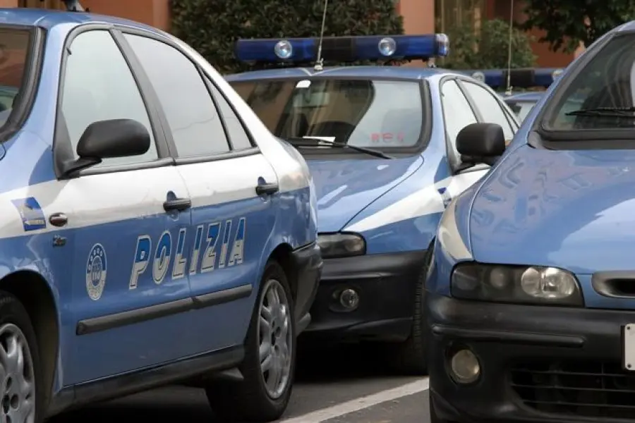 Roma, ladri in azione alla Pineta Sacchetti: agenti li inseguono ma riescono a dileguarsi