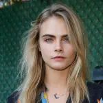 Cara Delevingne lascia moda per il cinema: disgustata da pose ammiccanti ragazzine