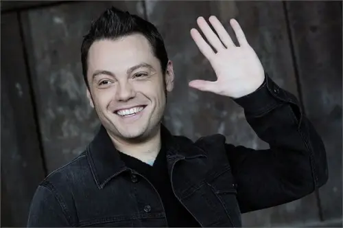 Tiziano Ferro, gay dichiarato ed estimatore delle donne: 