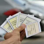 Assicurazioni auto troppo care: risparmiare è possibile?