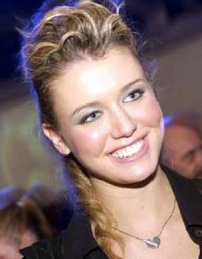 Elena Barolo: foto 'piccante' su Instagram, nuda in piscina