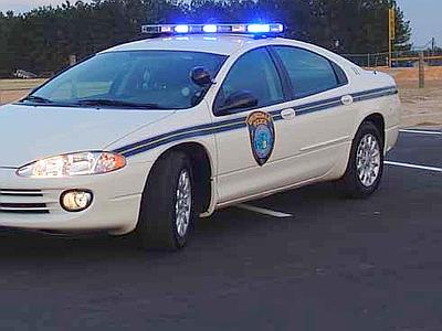 Carolina del Nord sotto choc: due morti in sparatoria, poliziotti feriti