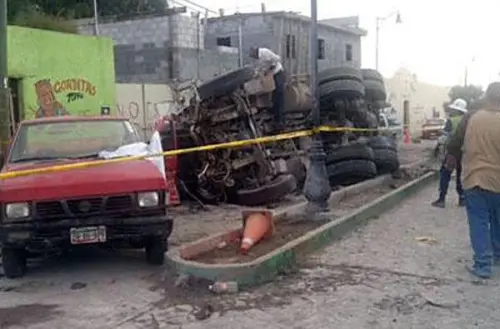 Messico, camion su processione: 26 morti e oltre 100 feriti