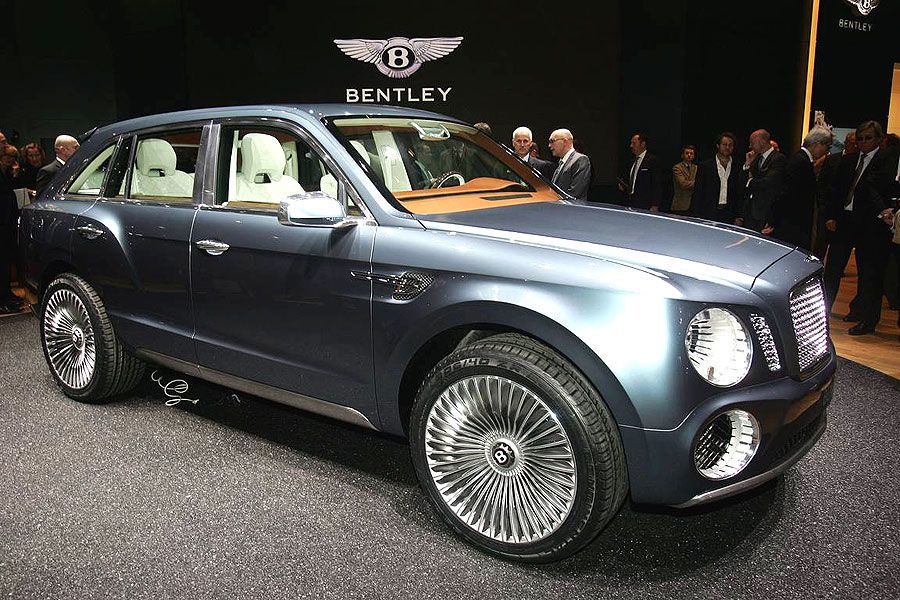Bentley Bentayga: Suv potente ed elegante, impianto audio impareggiabile