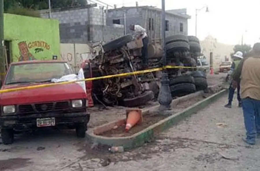 Messico, camion su processione: 26 morti e oltre 100 feriti
