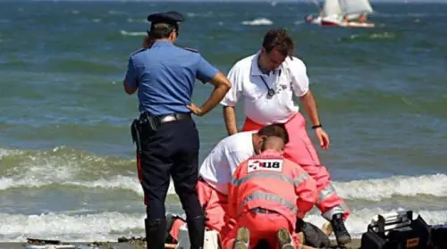 Rimini, malore in acqua: 19enne muore al bagno 12 di Marina Centro