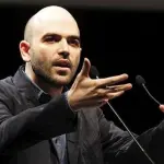 Roberto Saviano: emigrazione testimonia impossibilità di essere felici in Italia