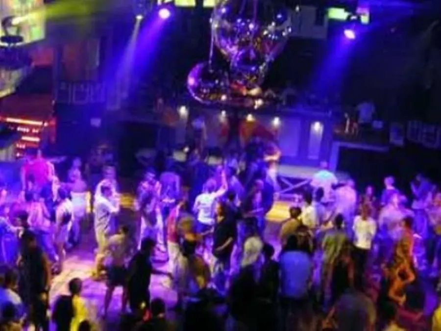 Pinarella di Cervia: anfetamine in discoteca, 19enne arrestata