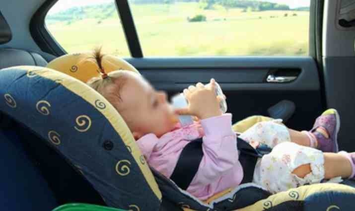 Slovacchia: dimentica figlia in auto, caldo la uccide