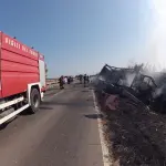 Incidente Crotone: 3 morti e un ferito sulla 106, camion contro auto