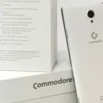 Commodore Pet: smartphone che fa rivivere Commodore 64