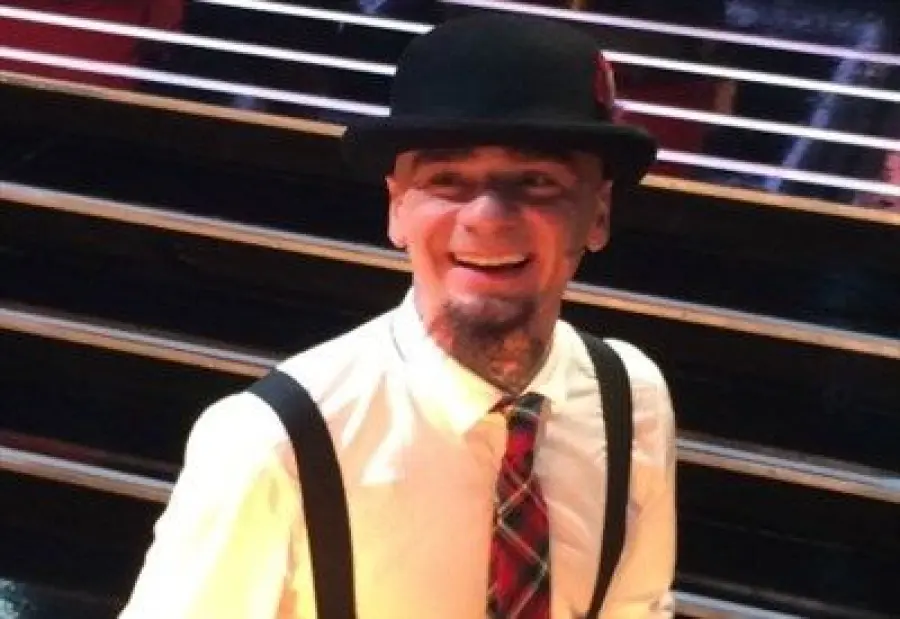 J Ax Molfetta: tanti successi e... 