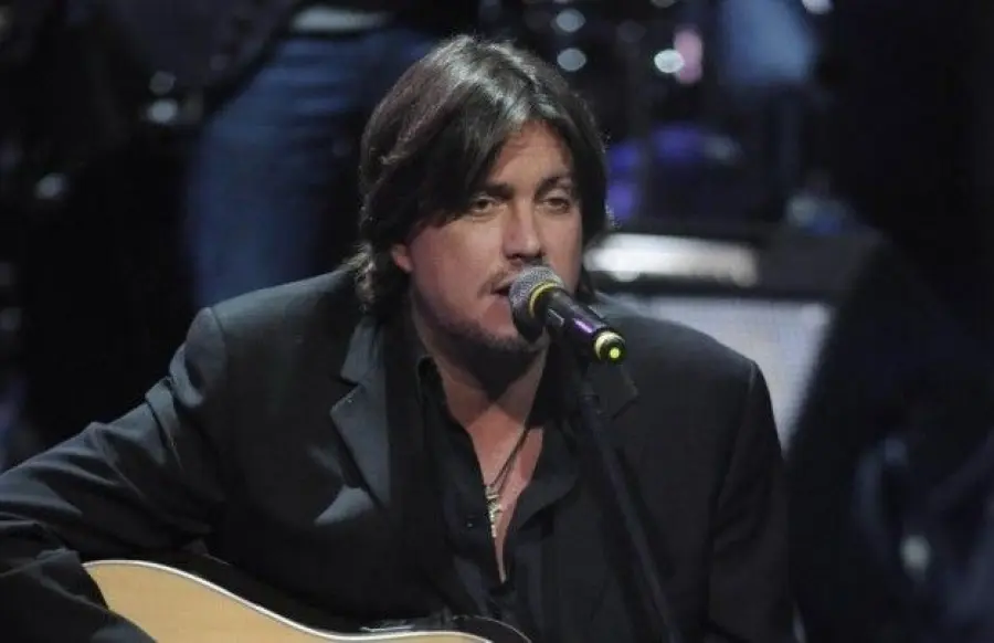 De Andrè guida auto ubriaco: incidente stradale in Sardegna