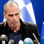 Grecia, Varoufakis si dimetterà se vinceranno 'sì' al referendum