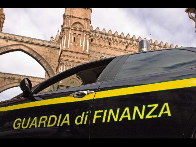 Assenteismo a Ravanusa: 256 giorni di assenza dal lavoro, dipendente comunale fermato