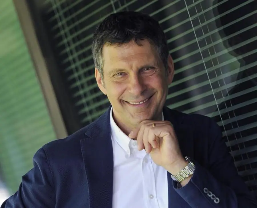 "Gli italiani hanno sempre ragione", trasmissione estiva condotta da Fabrizio Frizzi