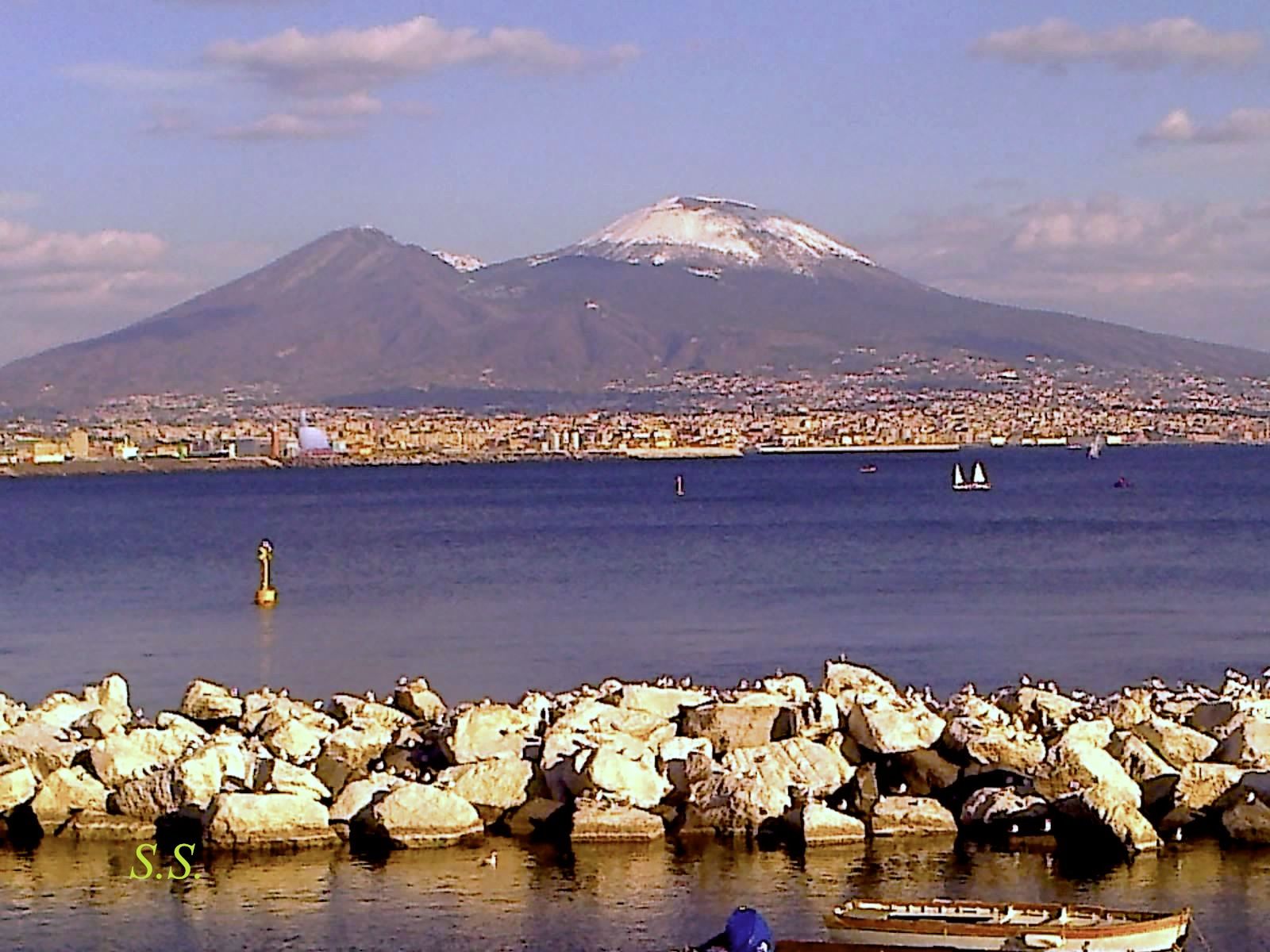Città più pericolose al mondo: Napoli quarta, colpa del Vesuvio