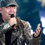 Vasco infiamma San Siro tra vecchi e nuovi successi: Live Kom '015 prosegue alla grande!