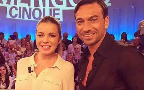 Costantino Vitagliano diventerà papà di una femminuccia