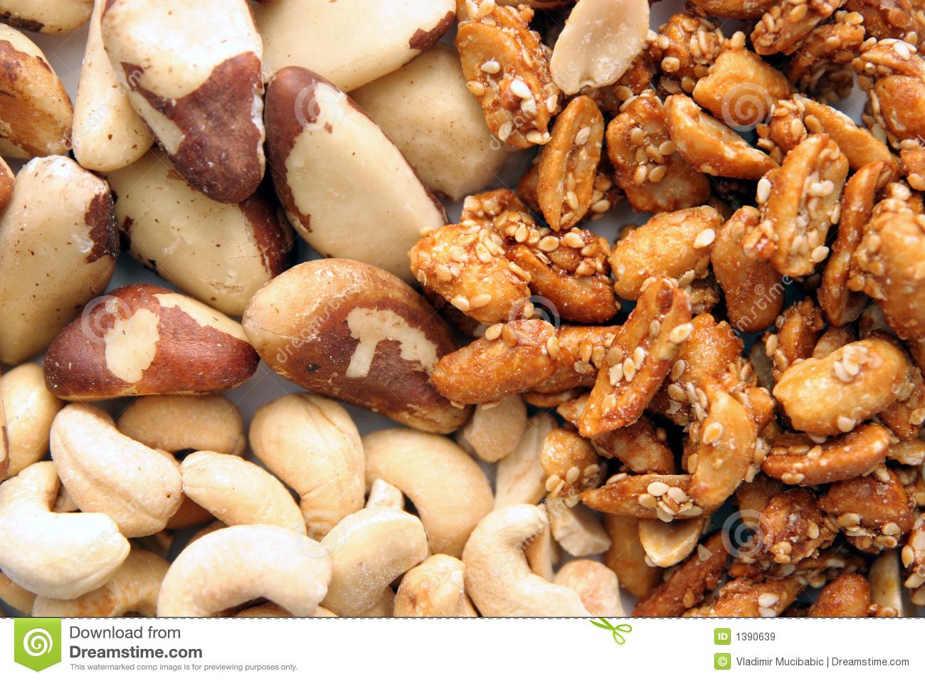 Noci e arachidi allontanano morte prematura: panacea contro patologie respiratorie e neurodegenerative