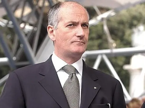 Giubileo, Renzi non si fida di Marino: commissario sarà Gabrielli?