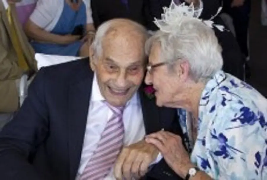 Matrimonio da Guinness: lui ha 103 anni, lei 91