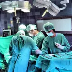 Trapianto di cranio e cuoio capelluto: Jim Boyes torna a vivere