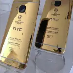 HTC One M9 in oro 24 carati immortalato con iPhone: gaffe pazzesca