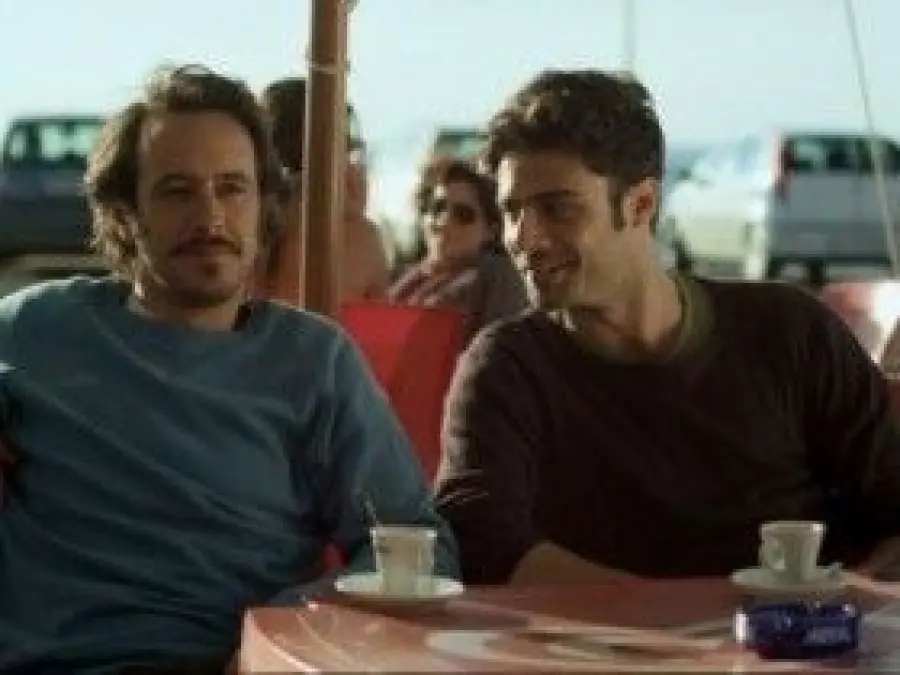 "Fuori dal coro", opera prima di Misuraca: regista col pallino di De Niro