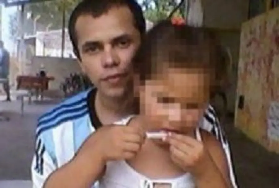 Detenuto fa rollare uno spinello alla figlia di 5 anni