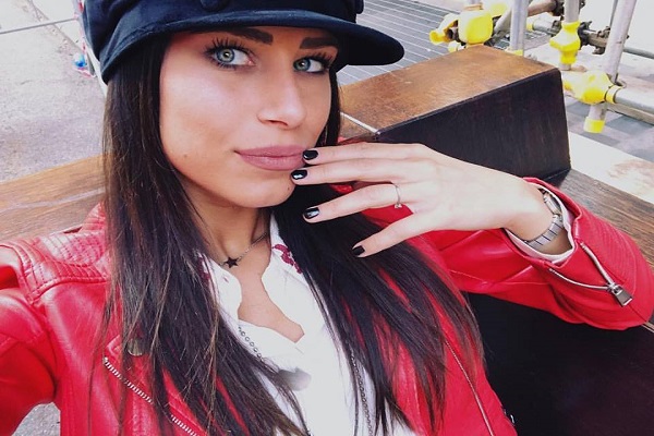 Uomini e Donne gossip: Federica Benincà fidanzata con Vittorio Sgarbi?