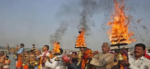 India, guru tantrico decapita figlio: linciato dalla folla