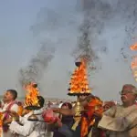 India, guru tantrico decapita figlio: linciato dalla folla