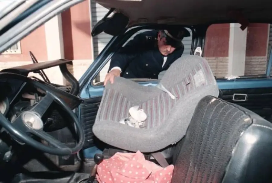 Vicenza, genitori ivoriani lasciano figlia in auto per 3 ore: bimba muore